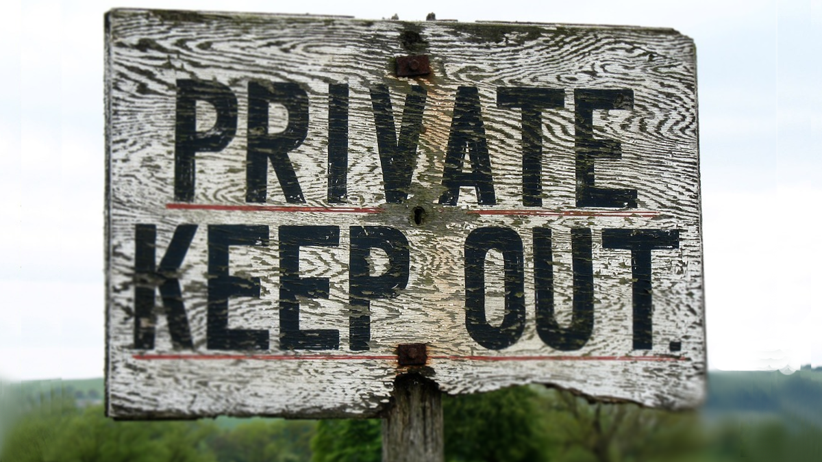 Private | Keep out